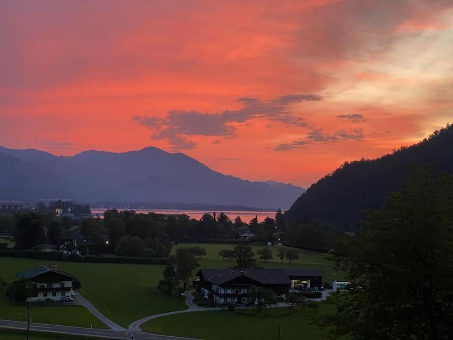 Schoene Mit Wolfgangseeblick Apartment Strobl